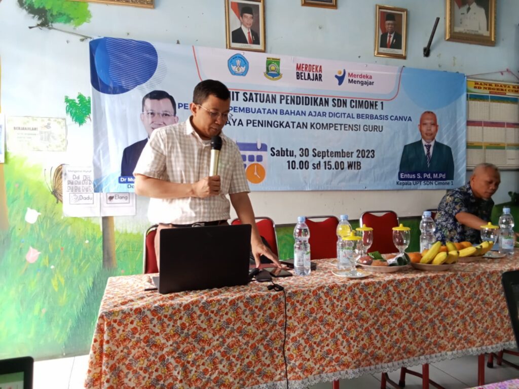 PELATIHAN PEMBUATAN BAHAN AJAR DIGITAL