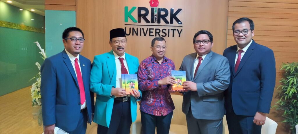 KUNJUNGAN PERGURUAN TINGGI DI THAILAND BANGKOK