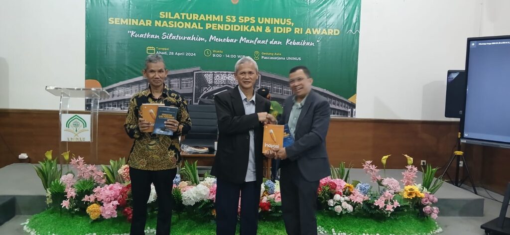 Bedah Buku ” Inovasi Pembelajaran : Menjembatani Masa Depan Pendidikan Indonesia di Era Revolusi Industri 4.0 ( Dr.H.Muhammad Soleh Hapudin, M.Si/Penulis Buku Nasional)
