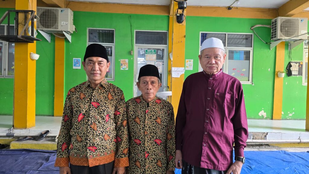 Apresiasi Kepada Pegawai :Yayasan Pendidikan Islam Baidhul Ahkam Berangkatkan Pegawai Umrah Akhir Tahun 2024